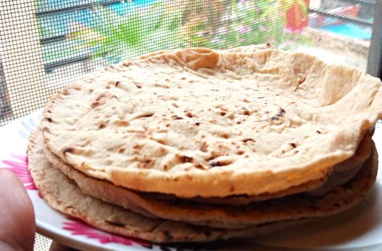 Vastu Tips: आज से ही गिनकर रोटियां बनाना बंद कर दें वरना हो जाएंगे बर्बाद Vastu Tips: आज से ही बंद कर दें ये काम