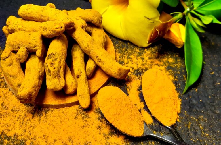 jyotish Haldi Ke Upay turmuric remedies benefits for financial success