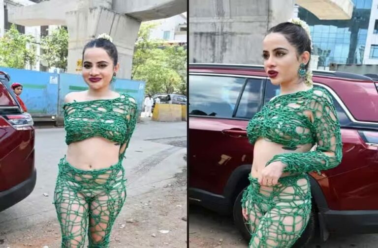 उर्फी जावेद की नई ड्रेस ने मचा दिया तहलका, तारों के बीच से दिखा दिया पूरा बदन WhatsApp Image 2023 03 31 at 1.44.01 PM