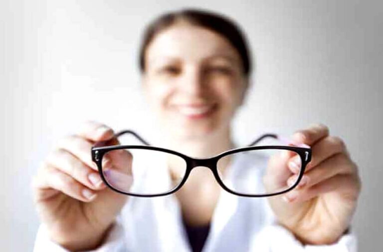 chashma kaise hataen