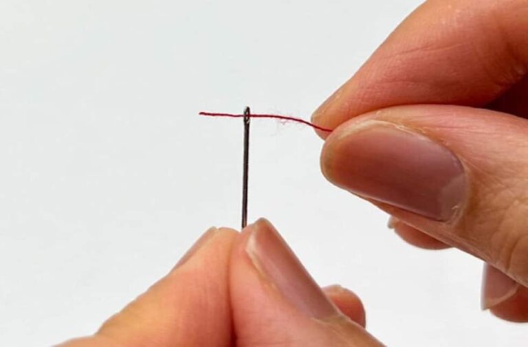 trending news Will put thread into needle within 5 seconds read easy Desi Jugaad tricks