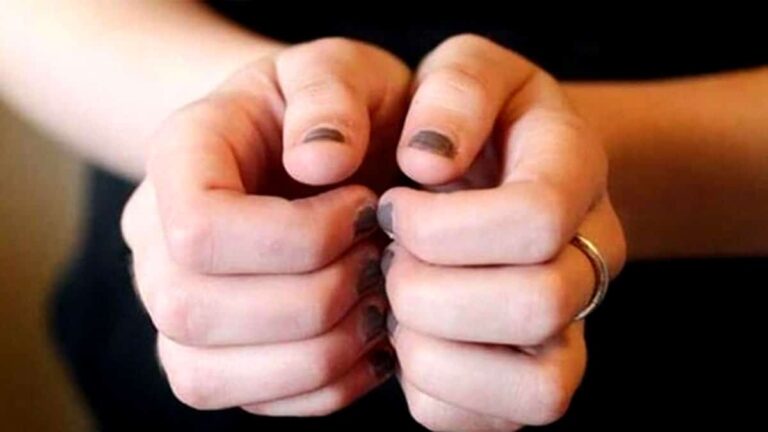 nakhun ragadne ke fayde