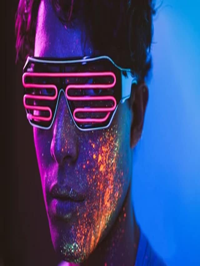 आम पार्टियों से कैसे अलग होती है RAVE PARTY?