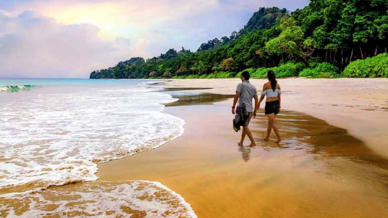ये हैं भारत की सबसे सस्ती हनीमून वाली जगहें, कम बजट में करें फुल एंजाय Honeymoon Destinations in I