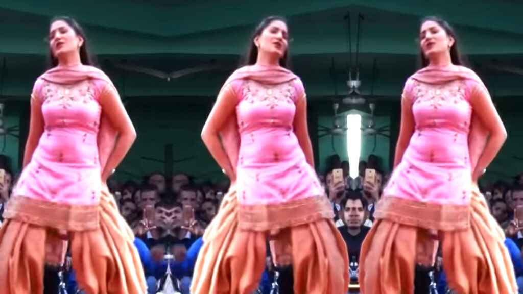 sapna chaudhary dance