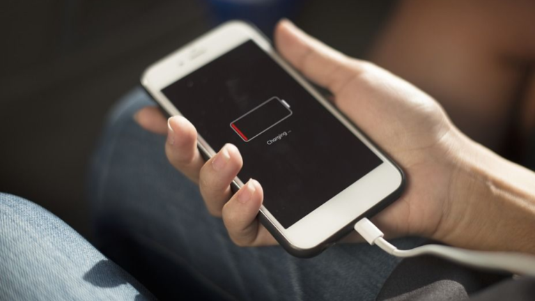 Mobile Battery Drain: बार-बार चार्ज करना बंद करें! अपनाएं ये 5 आसान उपाय, नहीं खत्म होगी मोबाइल बैटरी मोबाइल बैटरी