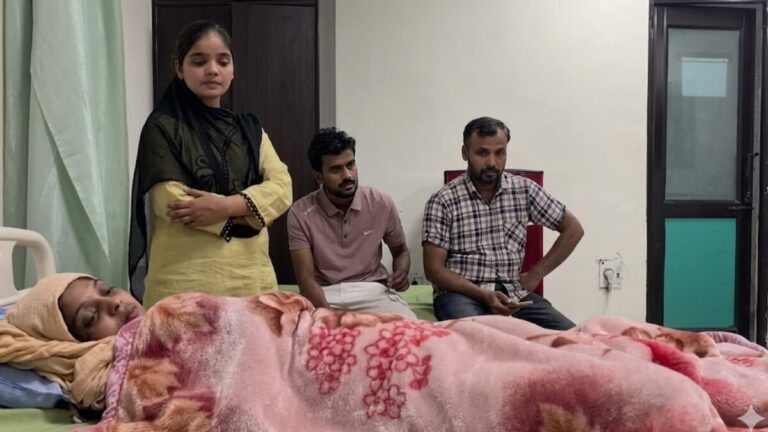 5 दिन, 4 किलकारियां और मां की अद्भुत हिम्मत! मुरादाबाद में अमीना ने दिया 2 बेटों-2 बेटियों को जन्म, डॉक्टरों ने रचा चमत्कार Moradabad woman gave birth to 4 children