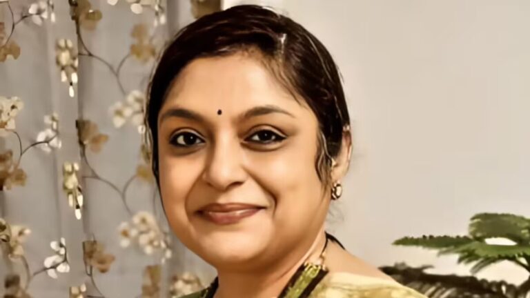 यूपी की सबसे बड़ी जिम्मेदारी अब अर्चना अग्रवाल के हाथों में, जानिए कौन हैं राजस्व परिषद की नई अध्यक्ष ias archana agrawal
