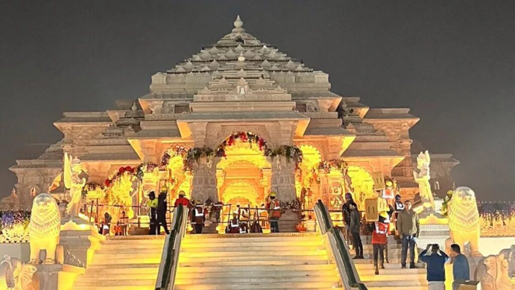 राम मंदिर दान पात्र गबन मामला, युवक हिरासत में, गणना से जुड़े कई कर्मचारी जांच के दायरे में Ram Mandir donation box embezzlement case