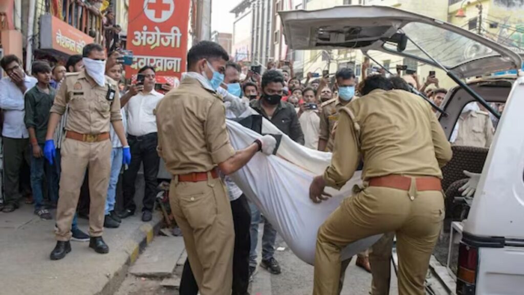 प्रयागराज में चार हत्याओं का खुलासा, बेटे ने रची साजिश, दोस्त ने पूरे परिवार के बाद उसे भी मार डाला South Malaka Murder Case