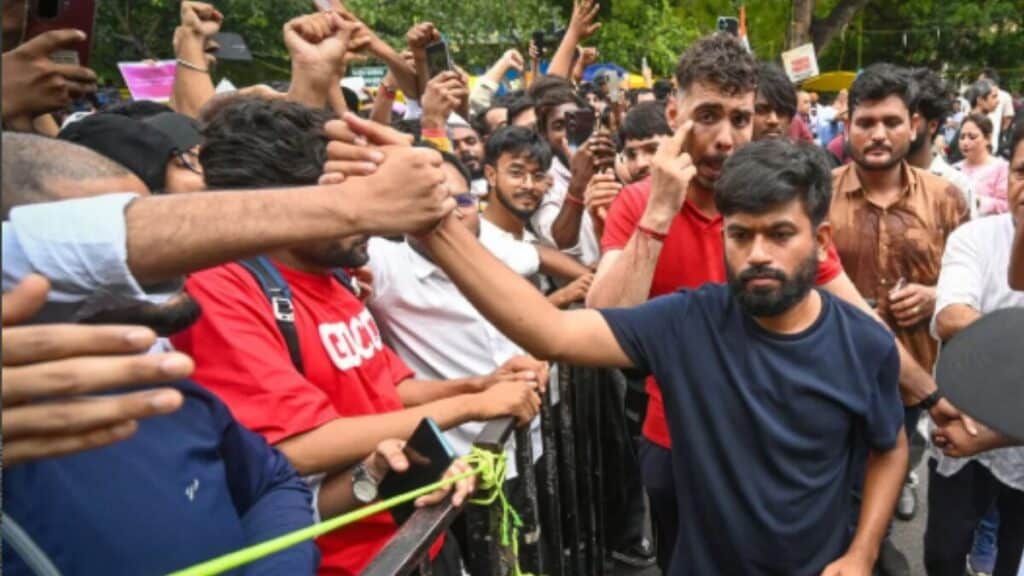 32वें दिन भी जारी NEET आंदोलन, CJP बोली- सरकार अहंकार छोड़कर आए जंतर-मंतर Mantar Protest