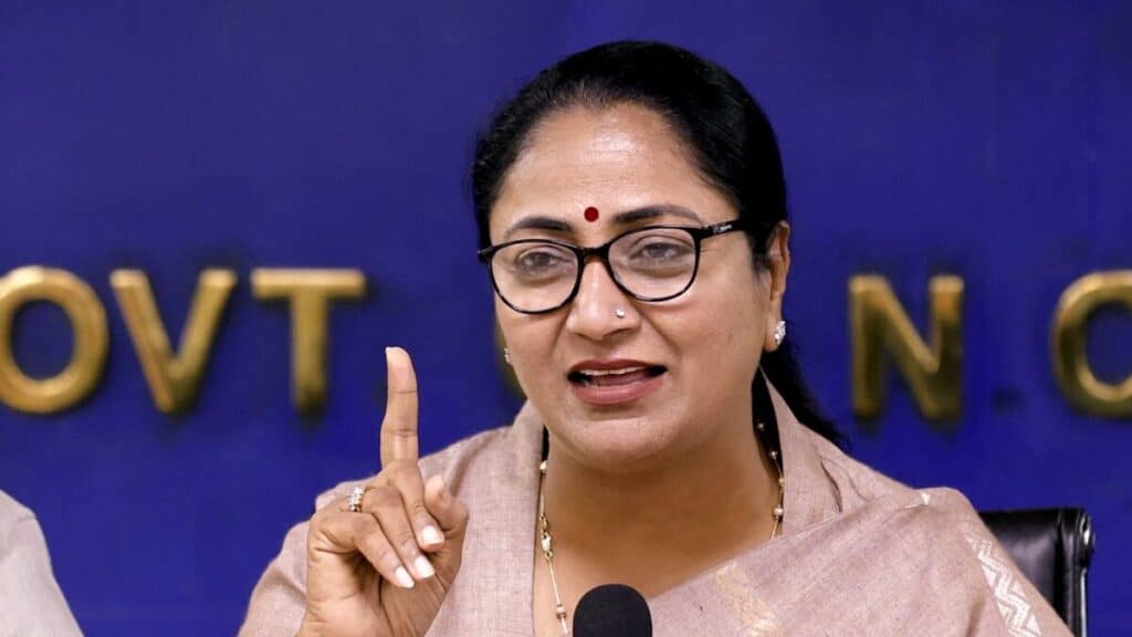 दिल्ली में GPA से प्रॉपर्टी खरीदना होगा आसान! रेखा गुप्ता सरकार ला सकती है नया कानून, मिलेगी कानूनी मान्यता rekha gupta