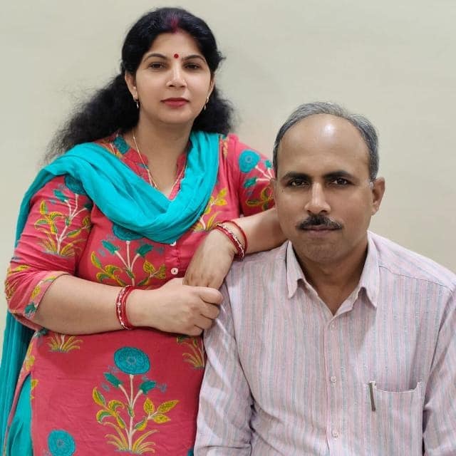 सावन में पति को क्या गिफ्ट देना चाहिए? रिश्ते में प्यार बढ़ाने वाले बेहतरीन गिफ्ट आइडियाज 2 Arti