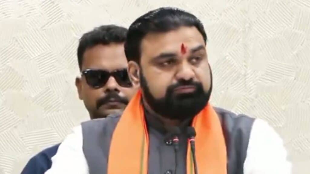 बिहार में महिलाओं की सुरक्षा और सशक्तिकरण पर बड़ा दांव, CM सम्राट चौधरी ने लॉन्च कीं 3 योजनाएं; स्कूल-कॉलेजों में तैनात होंगी ‘पुलिस दीदी’ Bihar Police Didi Yojana