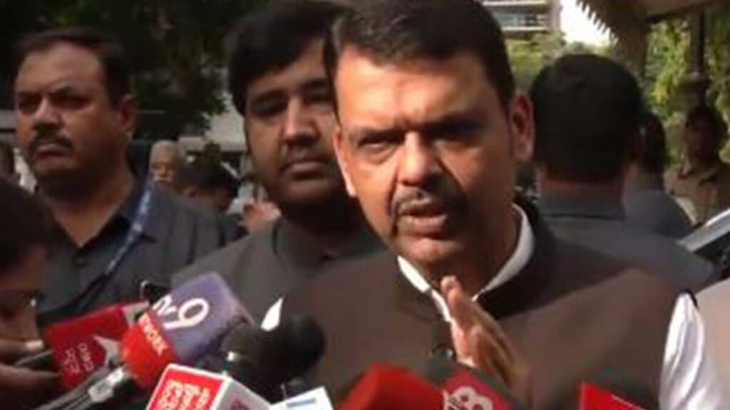 CM Fadnavis