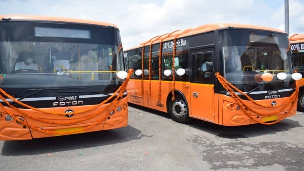 लखनऊ से बनारस, प्रयागराज और बहराइच के लिए दौड़ेंगी 20 नई AC इलेक्ट्रिक बसें, 300-350 KM की रेंज; जानें किराया UP Electric Bus