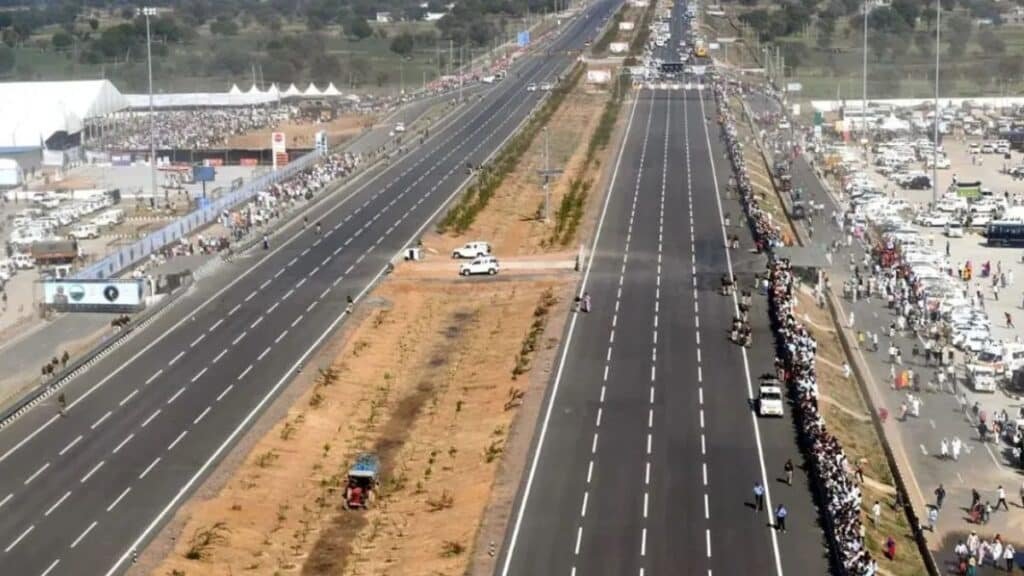 गोरखपुर-पानीपत एक्सप्रेसवे को लेकर बड़ा अपडेट! मेंहदावल के 3 नए गांव जुड़ेंगे, 15-20 गांवों की बदलेगी कनेक्टिविटी Gorakhpur Panipat Expressway