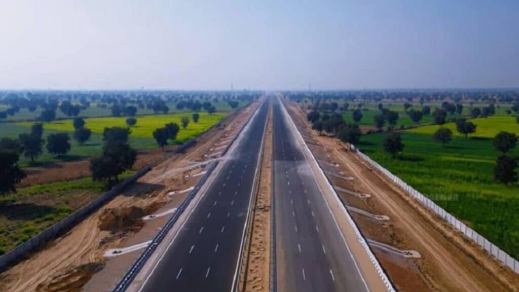 दिल्ली से जामनगर का सफर होगा आसान, 1257 KM का एक्सप्रेसवे 4 राज्यों को जोड़ेगा Amritsar Jamnagar Expressway