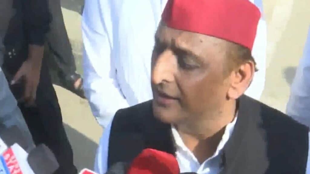 akhilesh yadav