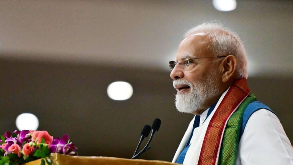 लद्दाख को 3,350 करोड़ की सौगात, 12 घंटे का सफर अब 3 घंटे में! PM मोदी ने 5 विकास परियोजनाओं का किया उद्घाटन pm modi 1